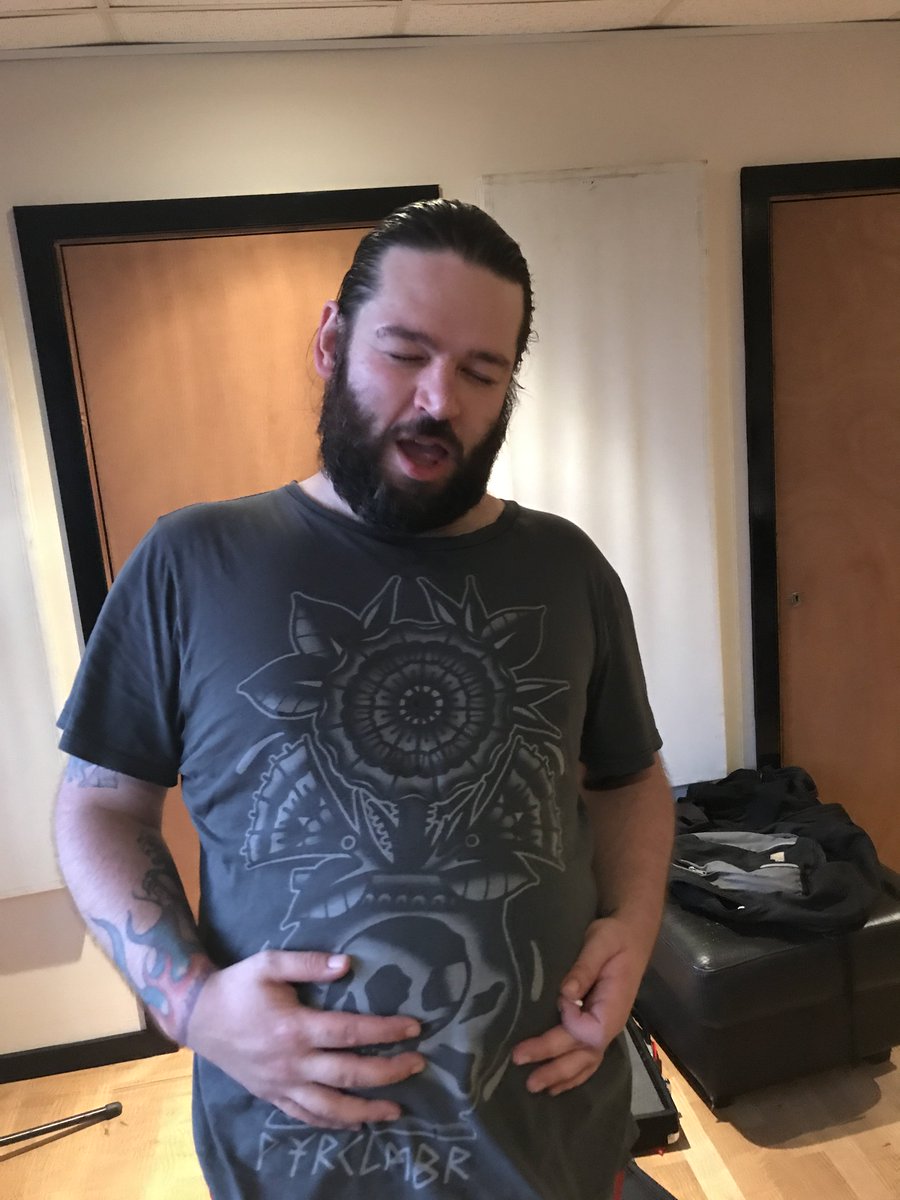 FinalTitanMusic's tweet photo. We want to take this moment to say without Yorkshire, Russ wouldn’t be able to have this fat belly. Happy #YorkshireDay all! https://t.co/UYxCQ9ULmr