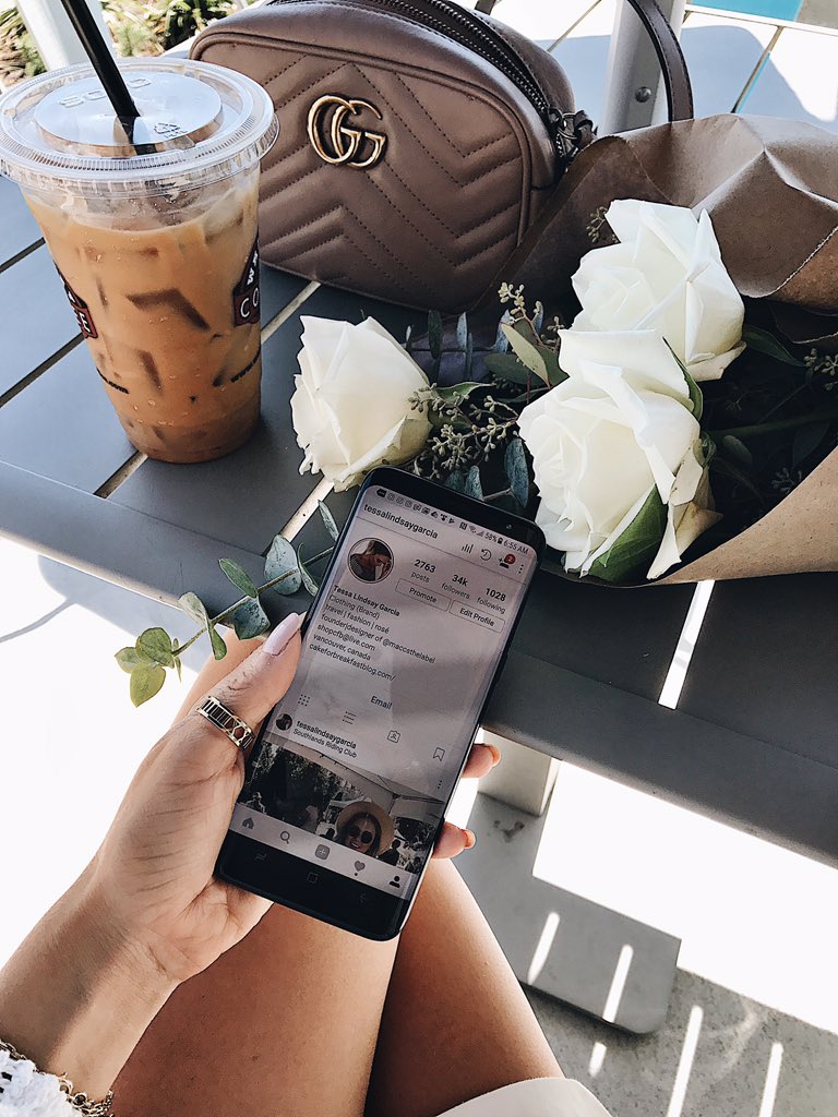 ShopCFB's tweet photo. On the blog today! https://t.co/neEDTAANBF @Target @SamsungUS #samsungtargettech #ad https://t.co/zfTepejirb