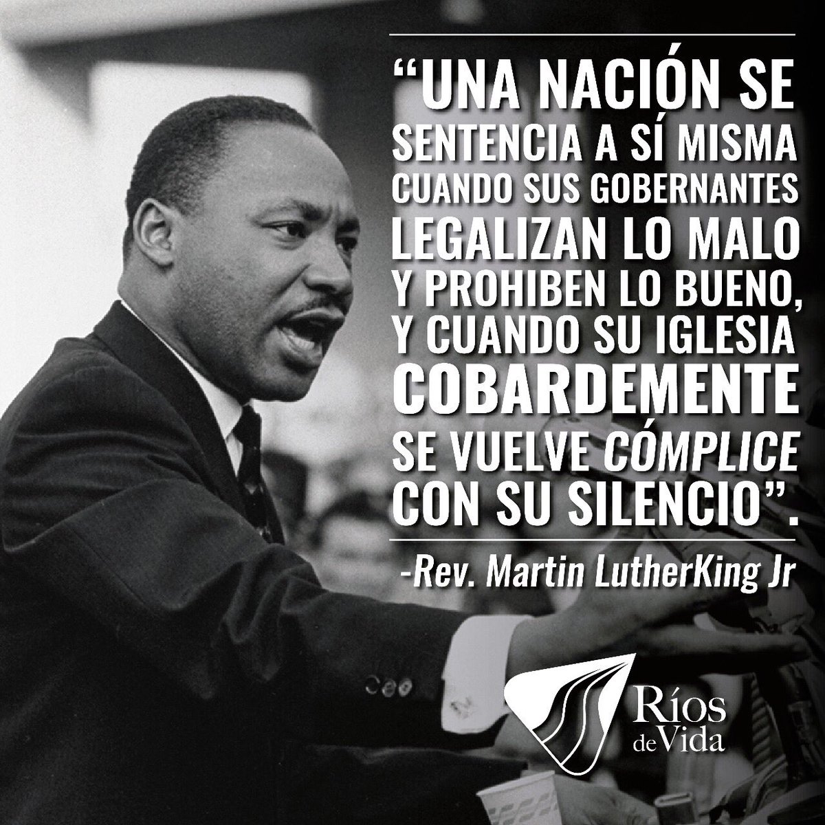 PMiguelArrazola's tweet photo. Una nación se sentencia así misma cuando sus gobernantes legalizan lo malo y prohíben lo bueno, y cuando su iglesia cobardemente calla. -MLK https://t.co/BTu8xK7JaA