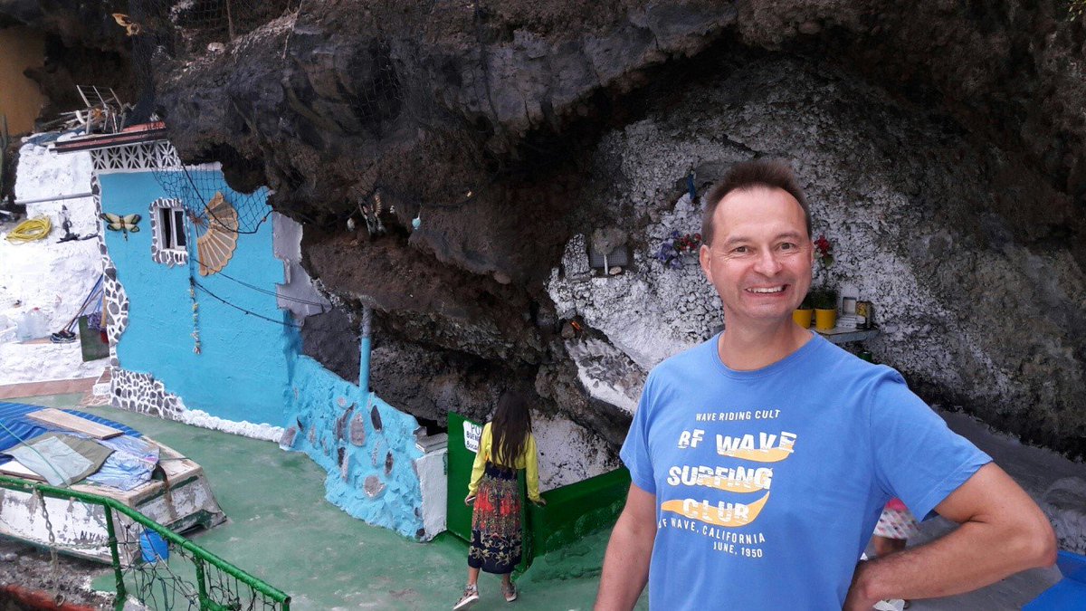 PSOSWestIsles's tweet photo. Searches ongoing today for Torsten Kulke last seen about 6pm on Fri, Jul 28 near Aird Uig on Lewis. Call 101 ref NH2952/17 if you can help. https://t.co/Gum69gvzXO