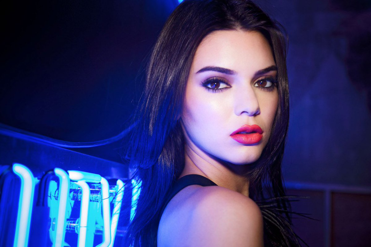 whdbackgrounds's tweet photo. Kendall Jenner HD Wallpapers
#KendallJennerHDWallpapers #KendallJenner #celebrities #babes #actress #model #hotgirls #sexygirls #wallpapers https://t.co/QTerQdbkZM