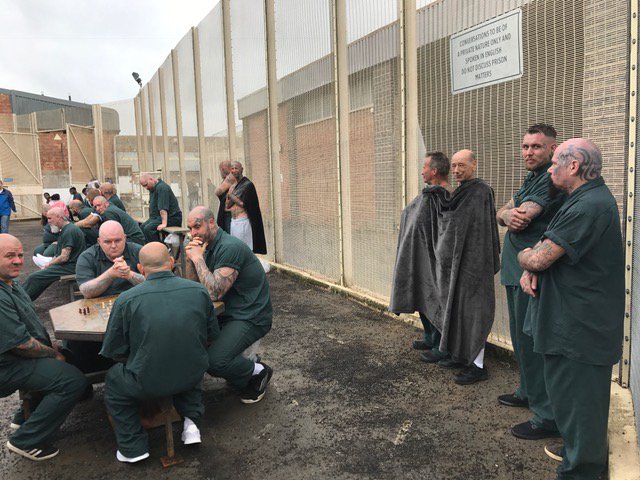 joelkinnaman's tweet photo. It was cold as hell today but at least I got to see these sweet old guys share a blanket
#ThreeSeconds https://t.co/XEzTSb4XUN