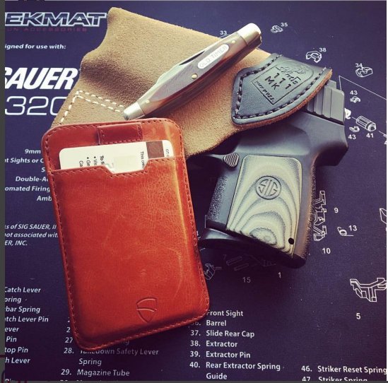 DeSantisHolster's tweet photo. Today's carry @motors.and.munitions #desantisholster #sigfanatics #edc #concealedcarry #2a https://t.co/1kECMR7Dkk