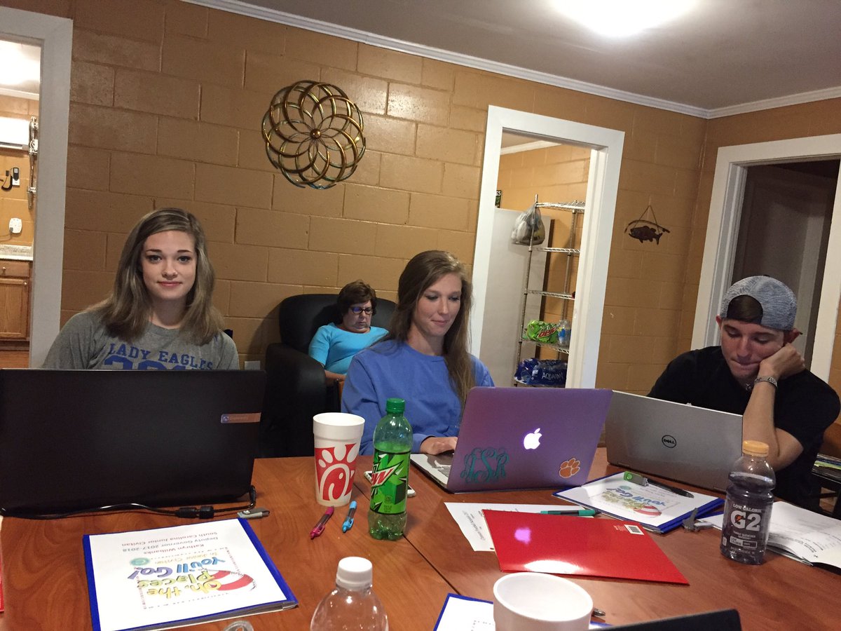 SCJuniorCivitan's tweet photo. Planning for the upcoming year! So excited for what's to come! https://t.co/7BZMszIfTB