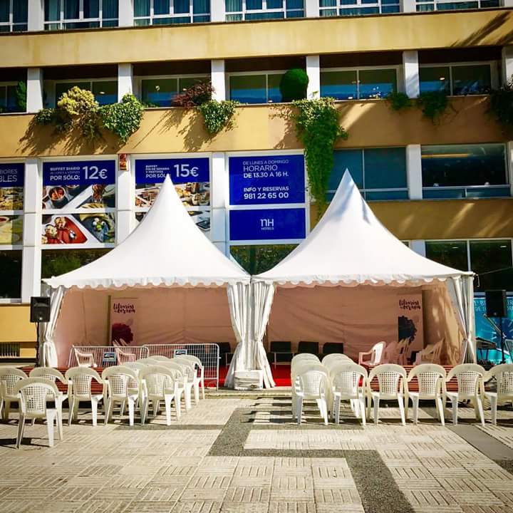 BululuEditorial's tweet photo. Y con todos ustedes .... A Carpa das Librarías !!!
@librariascoruna #CoruñaProxima #carpadaslibrarias #librariasvivas #feriadellibro https://t.co/Zk7keULESR