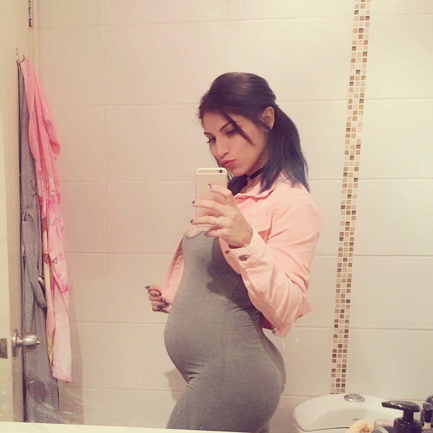 AllisonPastor's tweet photo. Alguien ya Salió 👶🏻😍❤️️ https://t.co/Pe6nzE9kII