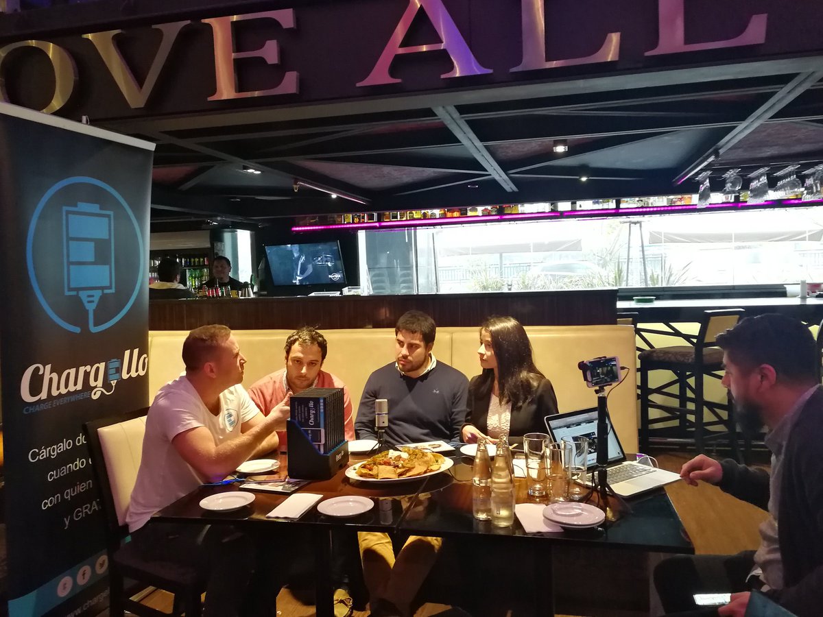 ChargelloCL's tweet image. Sigue en directo nuestra historia a través de @entreprenerdcl #tuhistoria #Chargeverywhere #SigueLaCarga  facebook.com/entreprenerdcl…