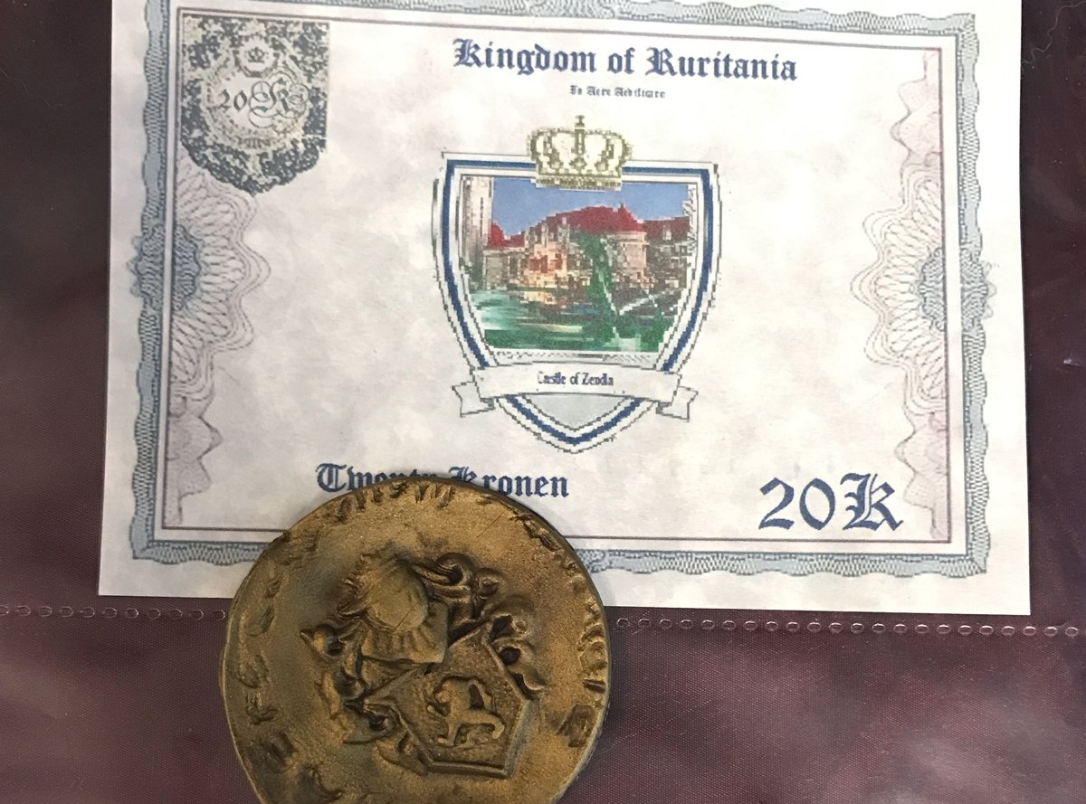 guanduania's tweet photo. Queen Anastasia founded the Kingdom of Ruritania in 1967. Their currency is pictured here.#micronation #micronations #microcon2017 https://t.co/GXJ6q20X1I