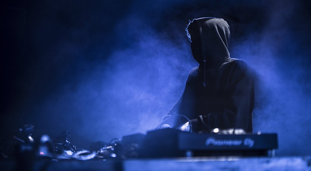 IAmAlanWalker's tweet photo. Los Angeles! Can't wait to be back for Summer Sauce on Saturday, August 12🔥 Grab your tickets before it's too late: https://t.co/U9eqaTzBt1 https://t.co/jL2I1u6S0L