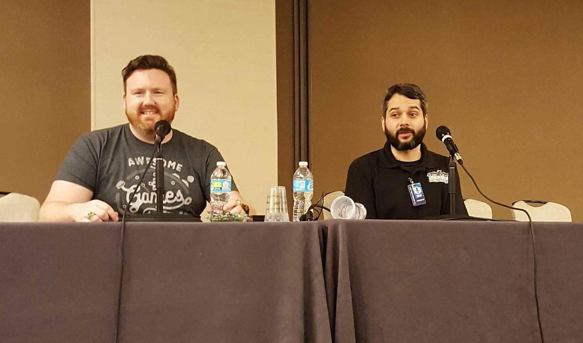 KingCrowStudios's tweet photo. A big thanks to all who came out to our panel at @MechaCon this past weekend. It was great meeting everyone! #TokiTuesday #MechaCon2317 https://t.co/Iy2CHks5TC