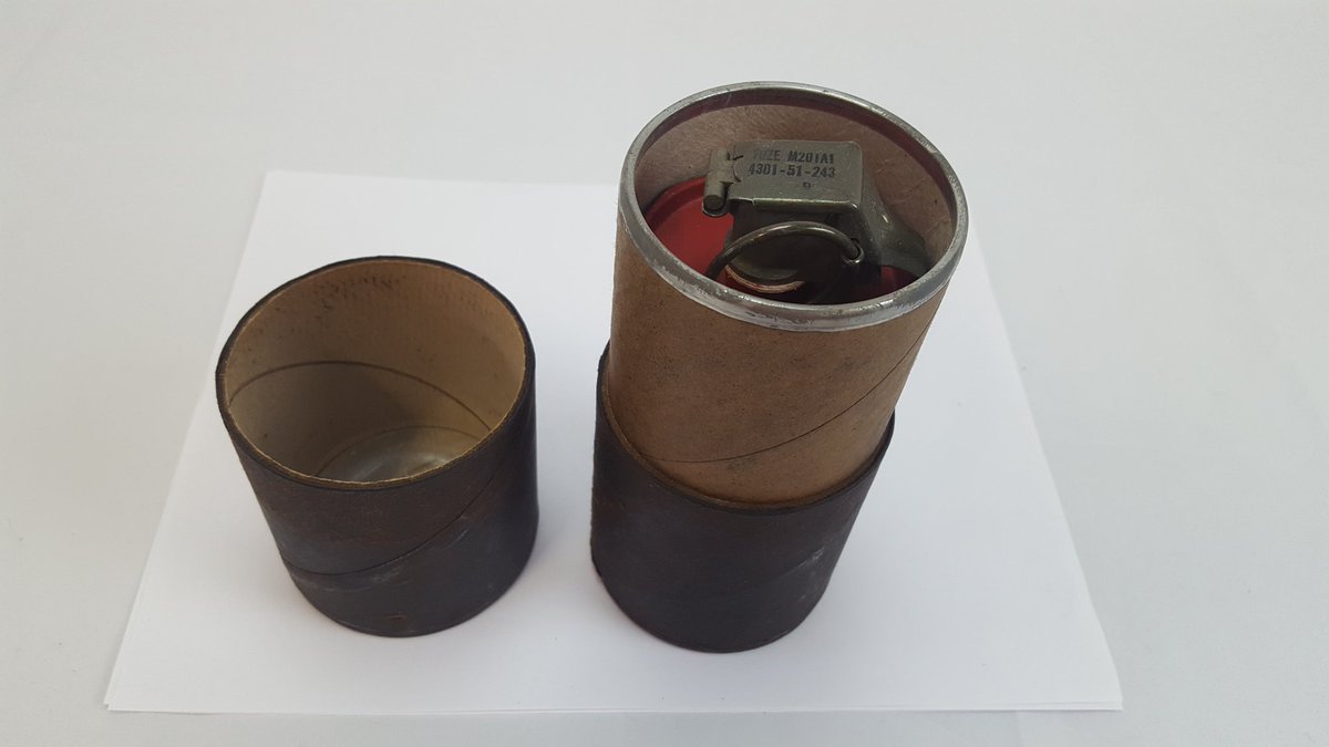 WW2_Collection_'s tweet image. Original Vietnam M18 smoke grenade that's still live!