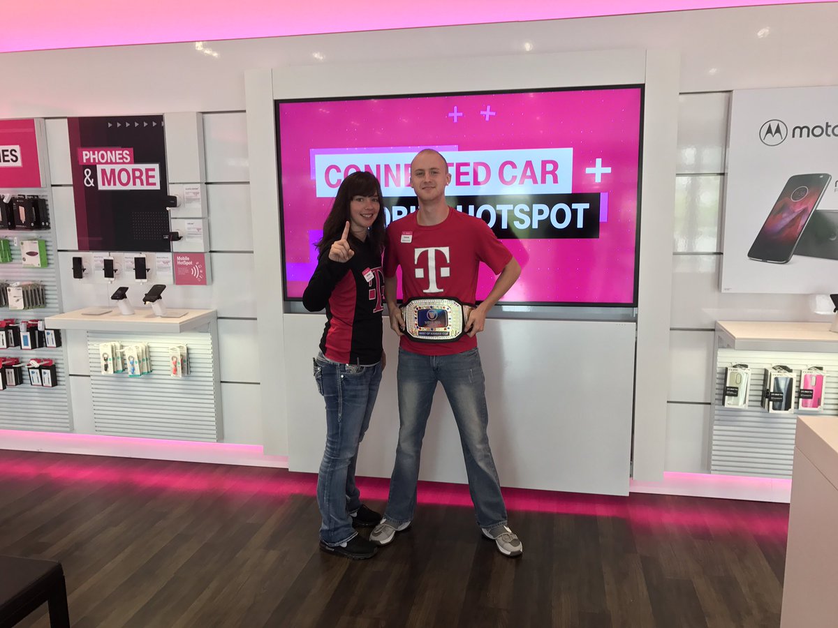 Say "HELLO" to the #1 RSA in WV!  Awesome work Dakota!
<a href="/WirelessVision/">Wireless Vision</a> <a href="/thatsammori/">Saber Ammori</a> @tubbs8808 @Dakota_Isbell33