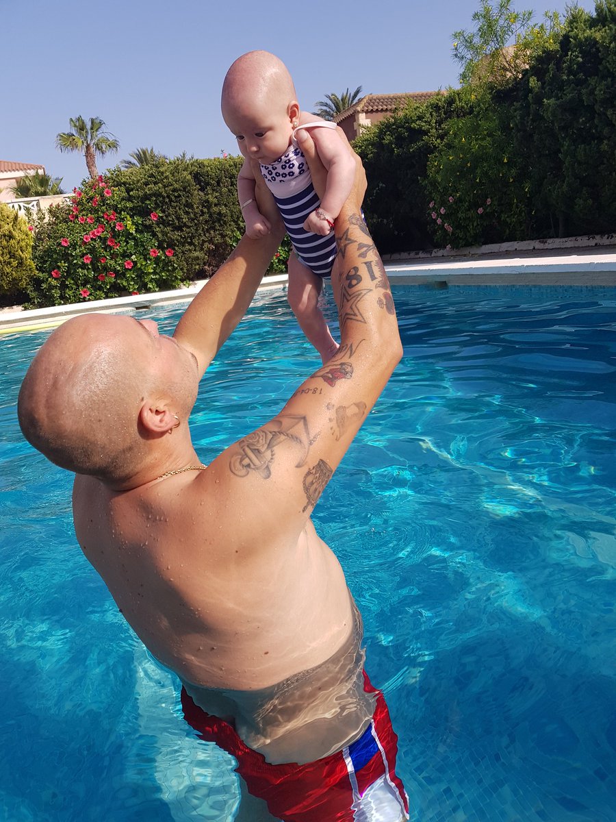 Miriiam6Del's tweet photo. ⚘Con mi papá 👶 #Naira #Papa #PapayYo #misbollitos !!! https://t.co/Go7bcXukhK