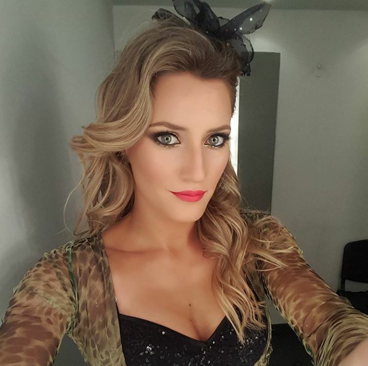 MicaViciconte's tweet photo. Vamos con esta? Y luego cuando lleguemos a los 500 en twitter cambiamos tambien. https://t.co/Rq3GZo336e