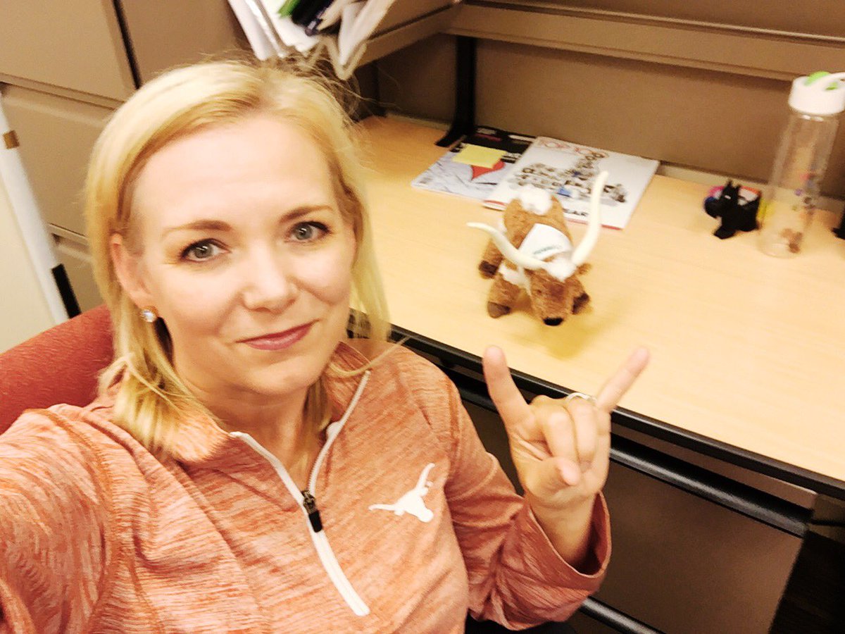 shannonstellato's tweet photo. Repping @UTAustin at #FidelityBack2School.  Proud #FidelityAssociate https://t.co/8M4OlszJbv