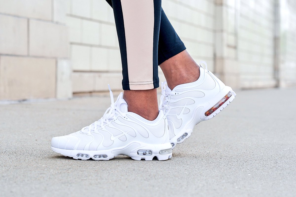 Foot Locker Women on X: "Don't step on my kicks!⚪️ The all white Nike Air  Max Plus Ultra is available in select stores & online.  https://t.co/QRz1h8T3VX" / X