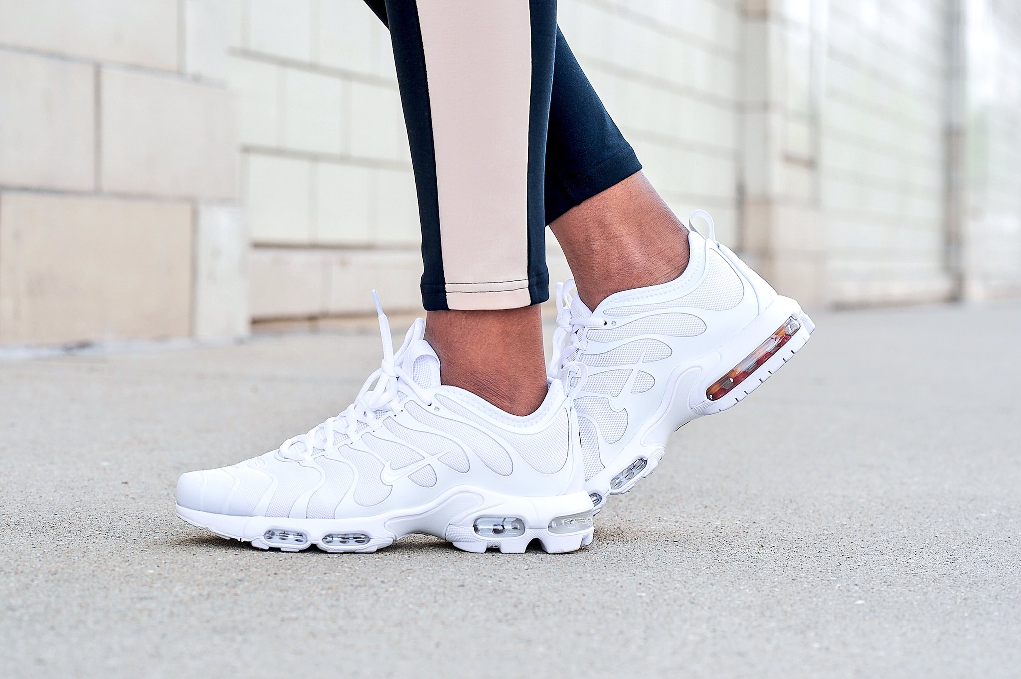 nike air max plus lady foot locker