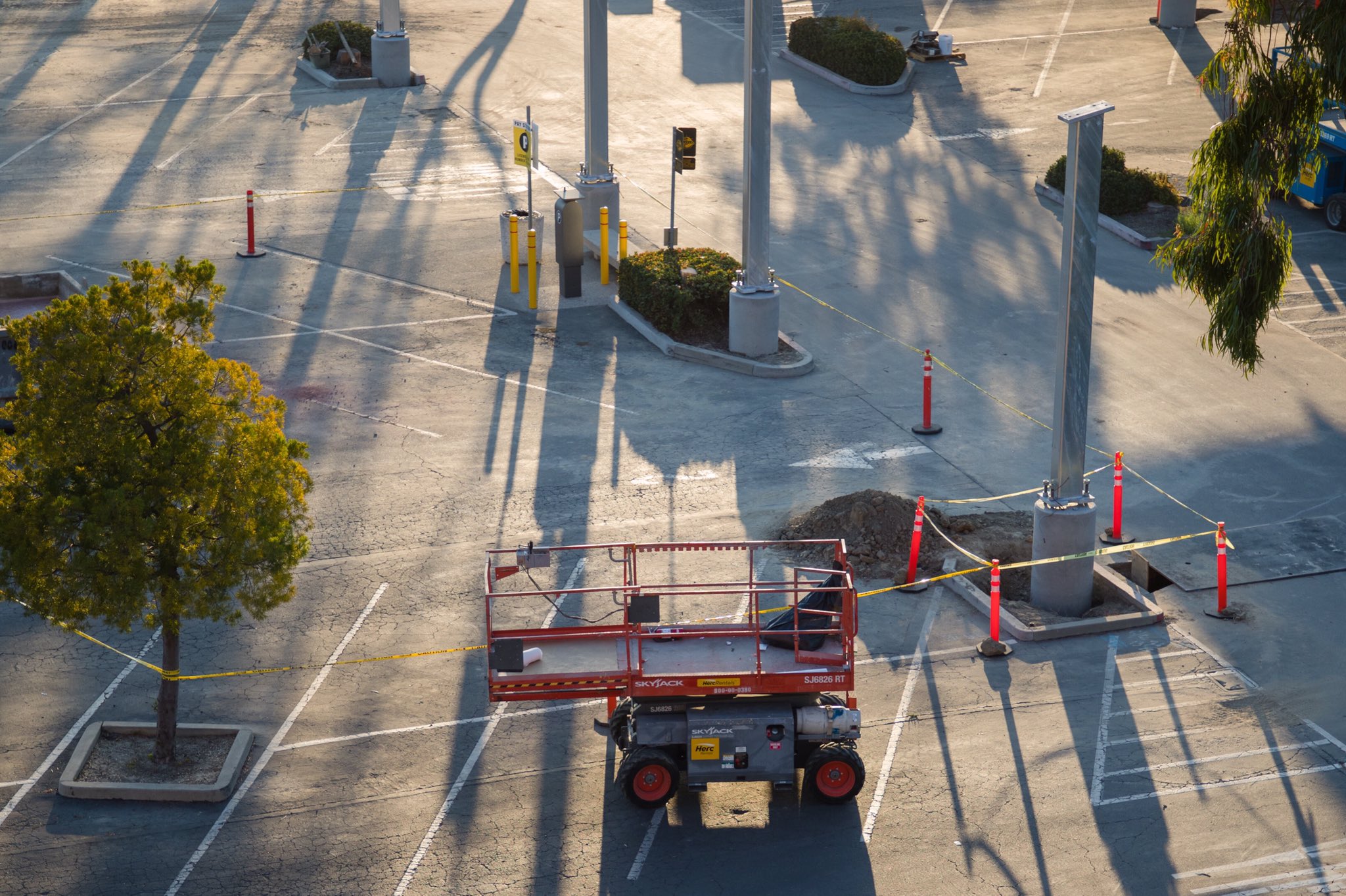 CSULB on Twitter "New solar panel systems are being added to Lots 7