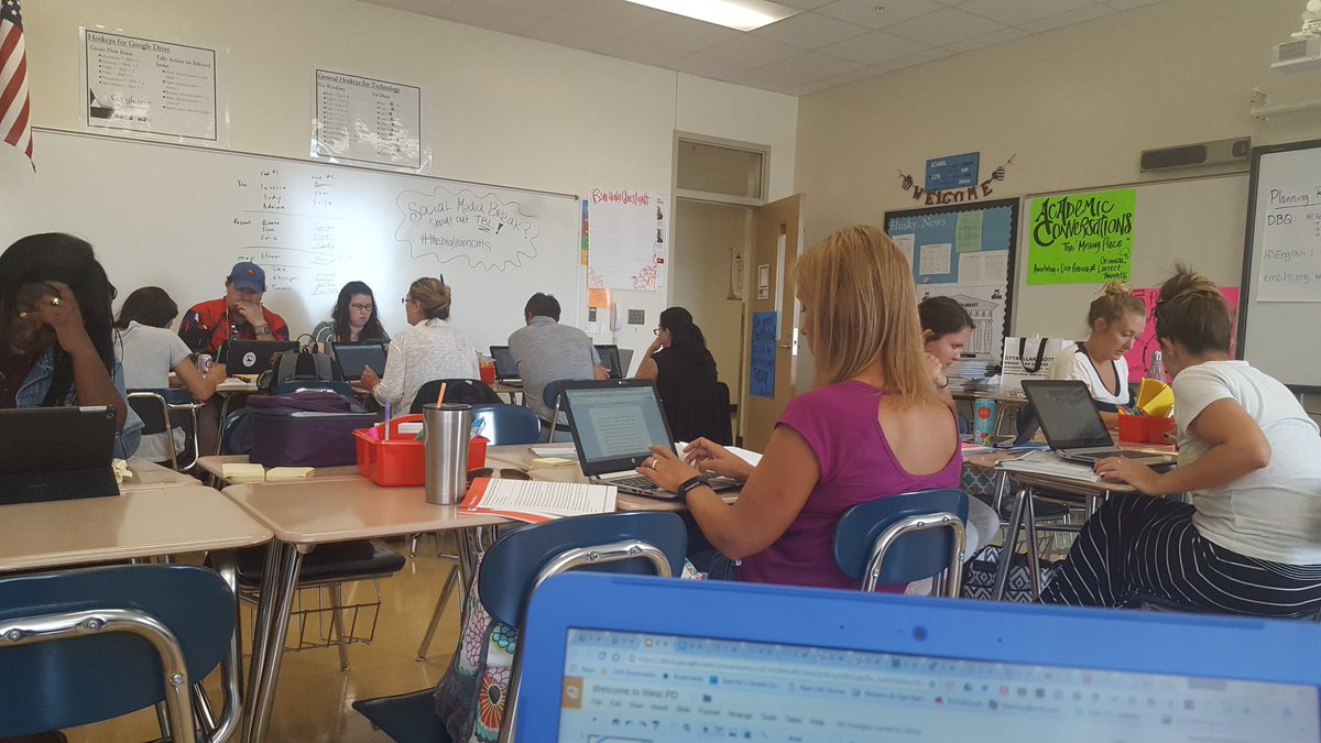 MarqMitch's tweet photo. ELA and Social Studies teachers planning for the new year! Quiet planning time is always needed & appreciated. #thebiglearncms https://t.co/rbJ0Qcd8sA