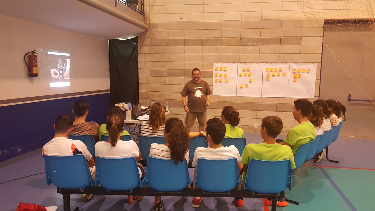 institutoAMIA's tweet photo. Trabajando por la igualdad con jóvenes en el municipio de Pizarra. @igualdadmlg @ComIgualdad @Ayto_Pizarra https://t.co/RAcFFPlSHo