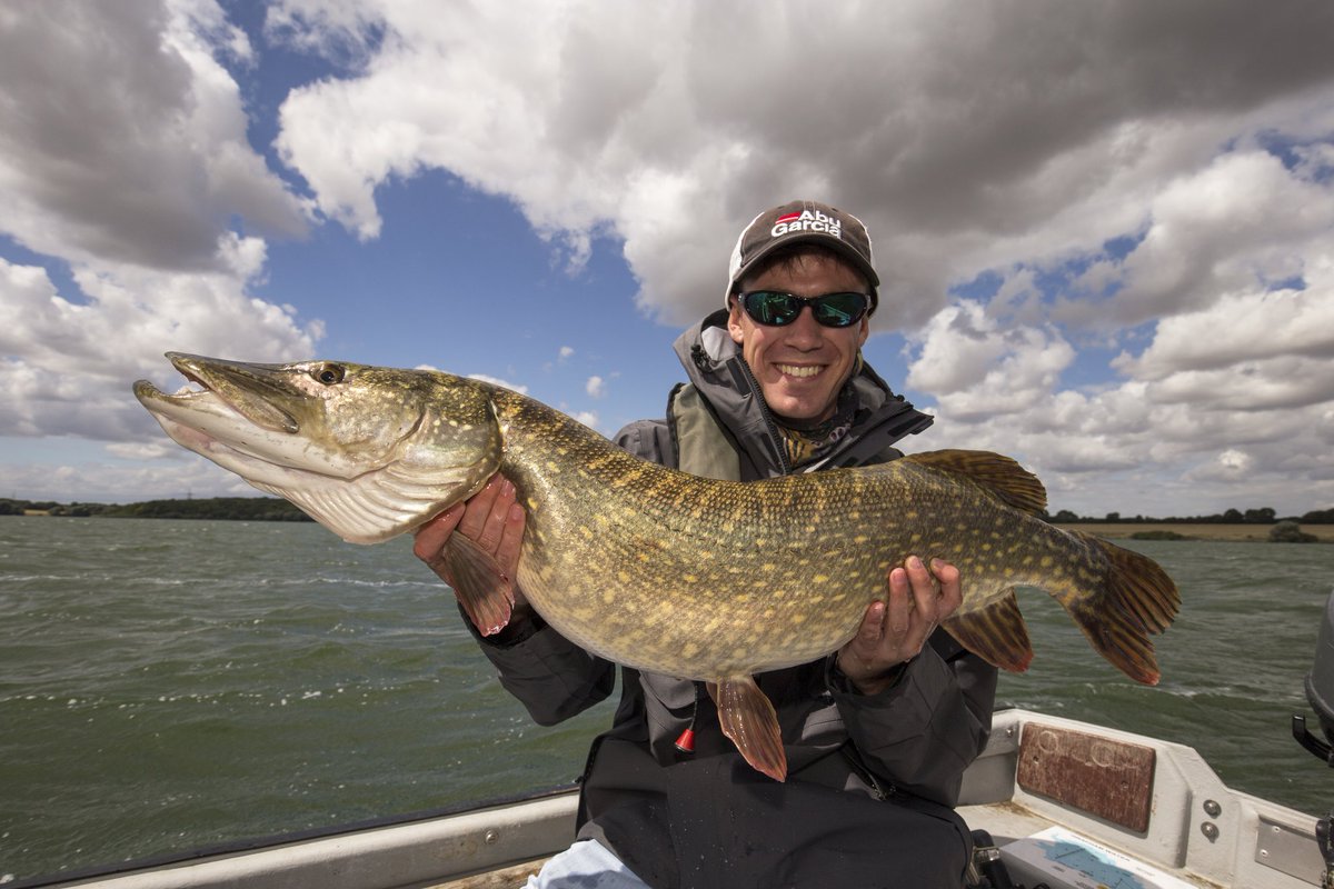 SamEdmonds1's tweet photo. After missing a bite on my first cast of the afternoon, on my second cast I hooked this Pike, which gave me one hell of a fight on my 9wt! https://t.co/wjpKn0zNhu