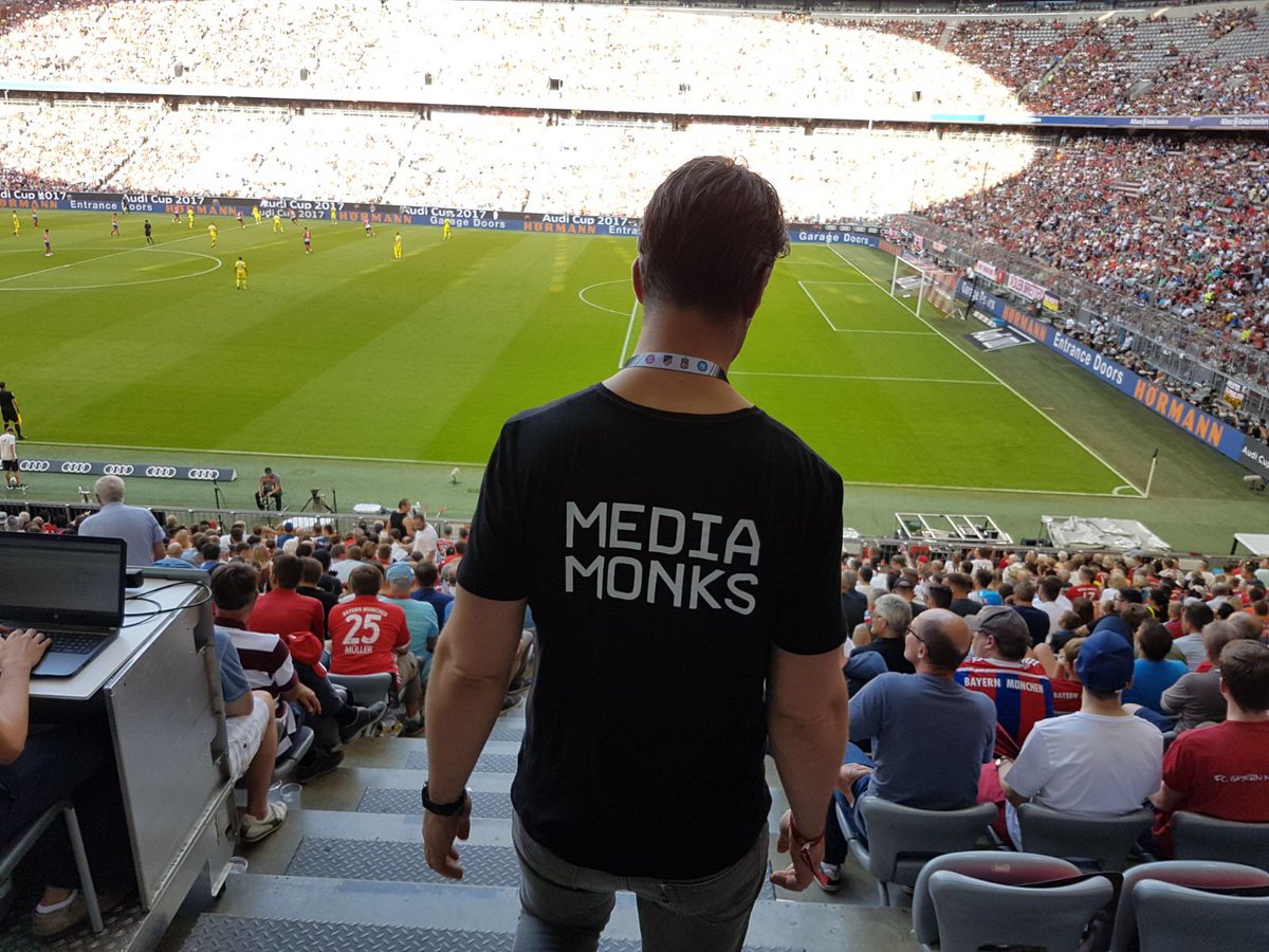 madebymonks_'s tweet photo. Team experiential supplying the half time entertainment for #AudiFootball at the Allianz Arena. Live link ▶️ https://t.co/jVOlTn0GJp https://t.co/QJ5F818yNQ