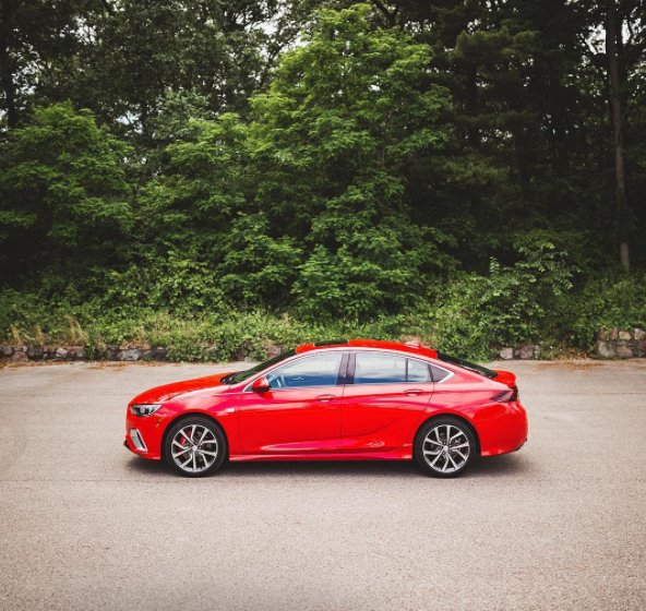 Cardinal_STL's tweet photo. The All-New 2018 #BuickRegalGS – The next time you see one may be in the passing lane. Available late 2017. #drivecardinal https://t.co/Sgup4iMQko