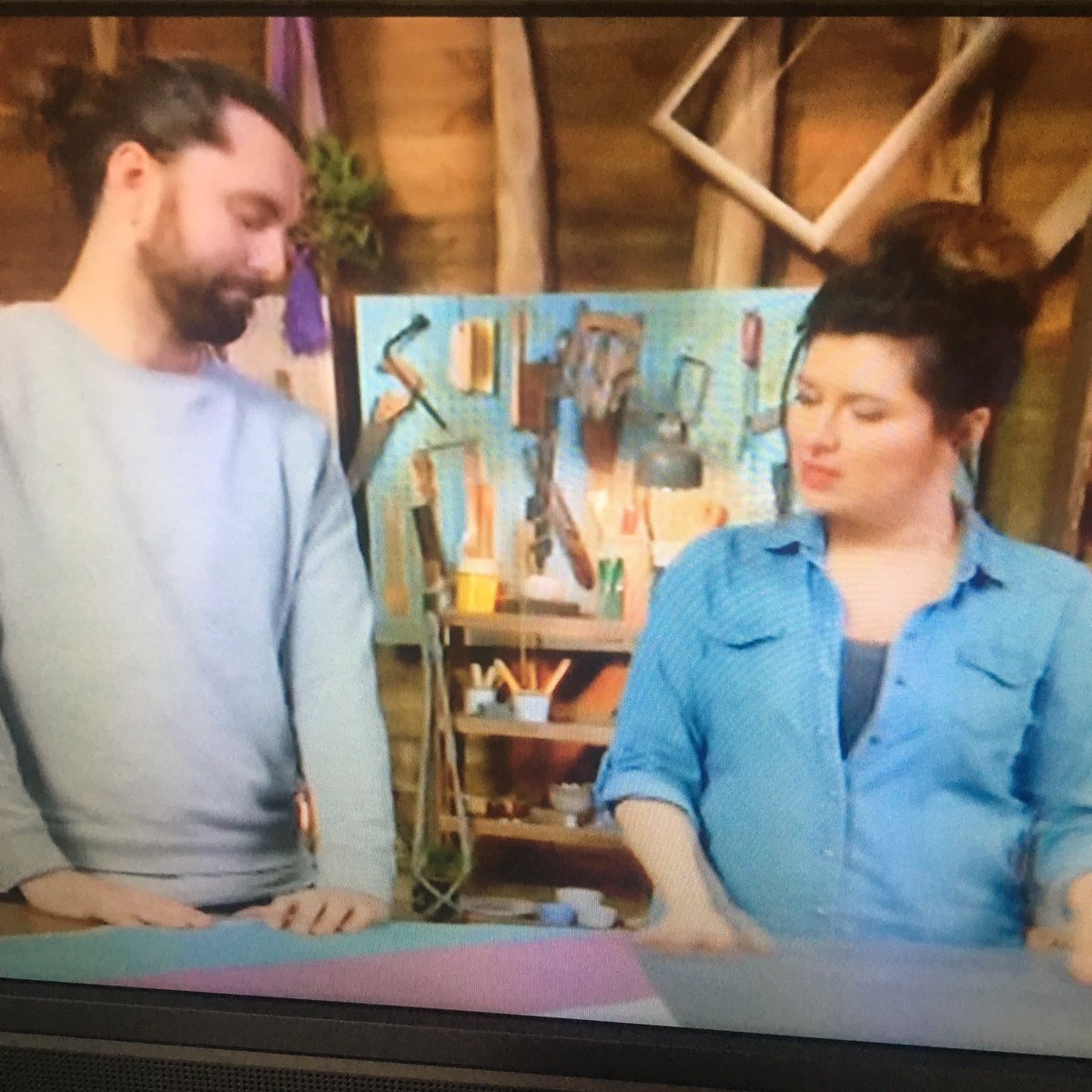 channel4.com/programmes/cra…. Lovin this programme- they're making quilts #patchwork #sewing #quilting