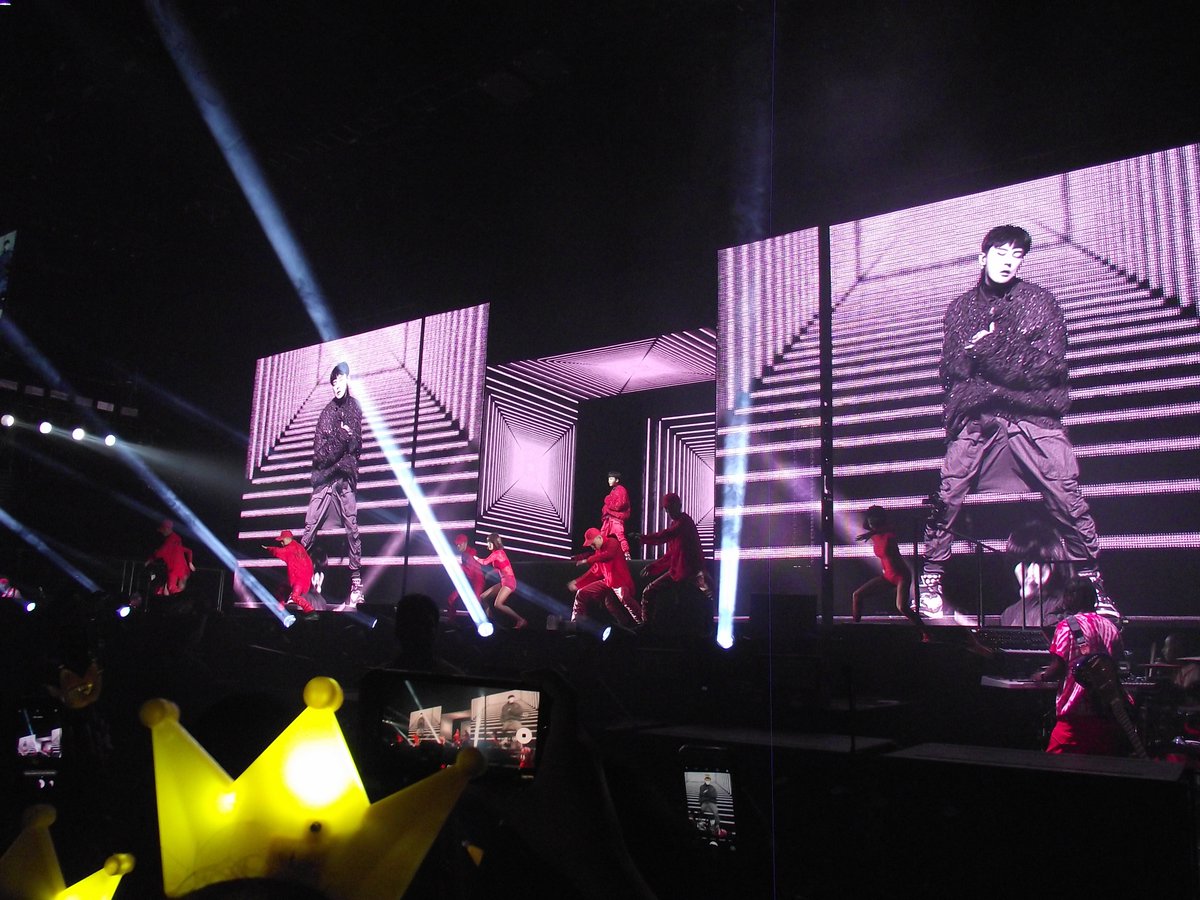yellowtingz's tweet photo. I still can't believe that this really happened. I love Jiyong more than anything. This was the best night of my life. ☺️❤️✨ #MOTTEinToronto https://t.co/WKPeoLj4Mu