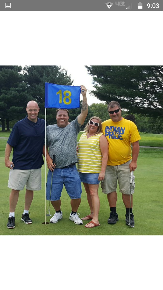 VenusRaffle's tweet photo. Golfing with some friends.. https://t.co/BQYrkPxRVr