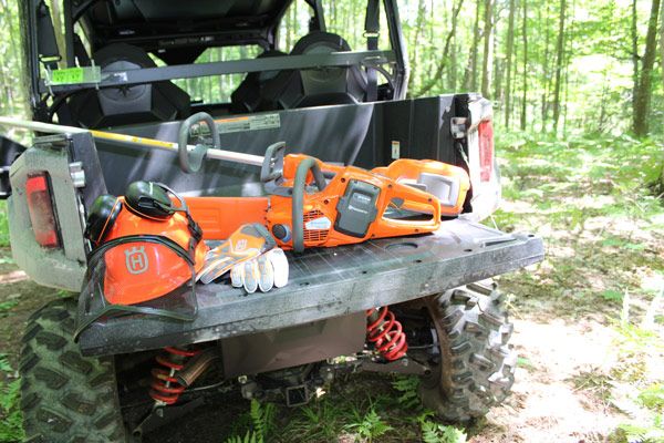 BOWHUNTINGMAG's tweet photo. Check out our newest article: 6 Ways #BatteryPoweredTools Can Up Your #DeerHunting Success! https://t.co/oSKPOdbZDJ https://t.co/ZNdHpwizlK