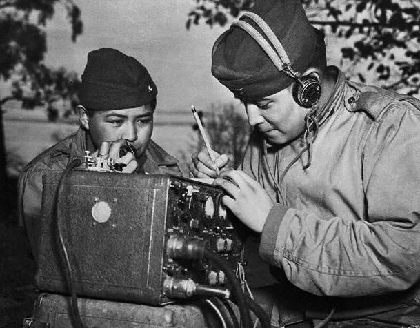 VANewOrleans's tweet photo. It's National #NavajoCodeTalkers Day! #OTD in 1982 President Reagan dedicated the day to the #Navajo Nation for their service during #WWII https://t.co/a2Sz5bwHW3