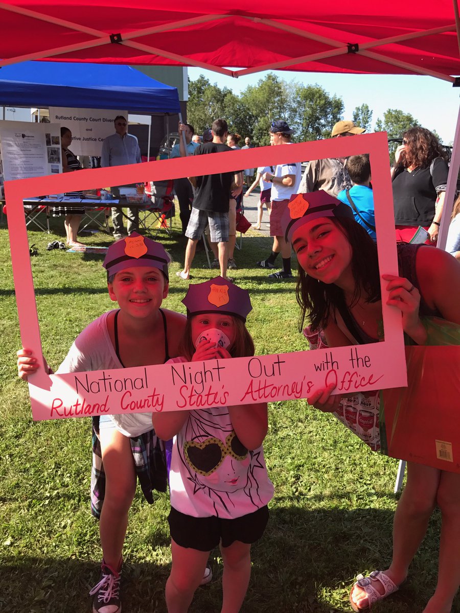 RoseKennedyVt's tweet photo. National Night Out with the Rutland County State's Attorney's Office! #NationalNightOut2017 https://t.co/eDw9xsD58K