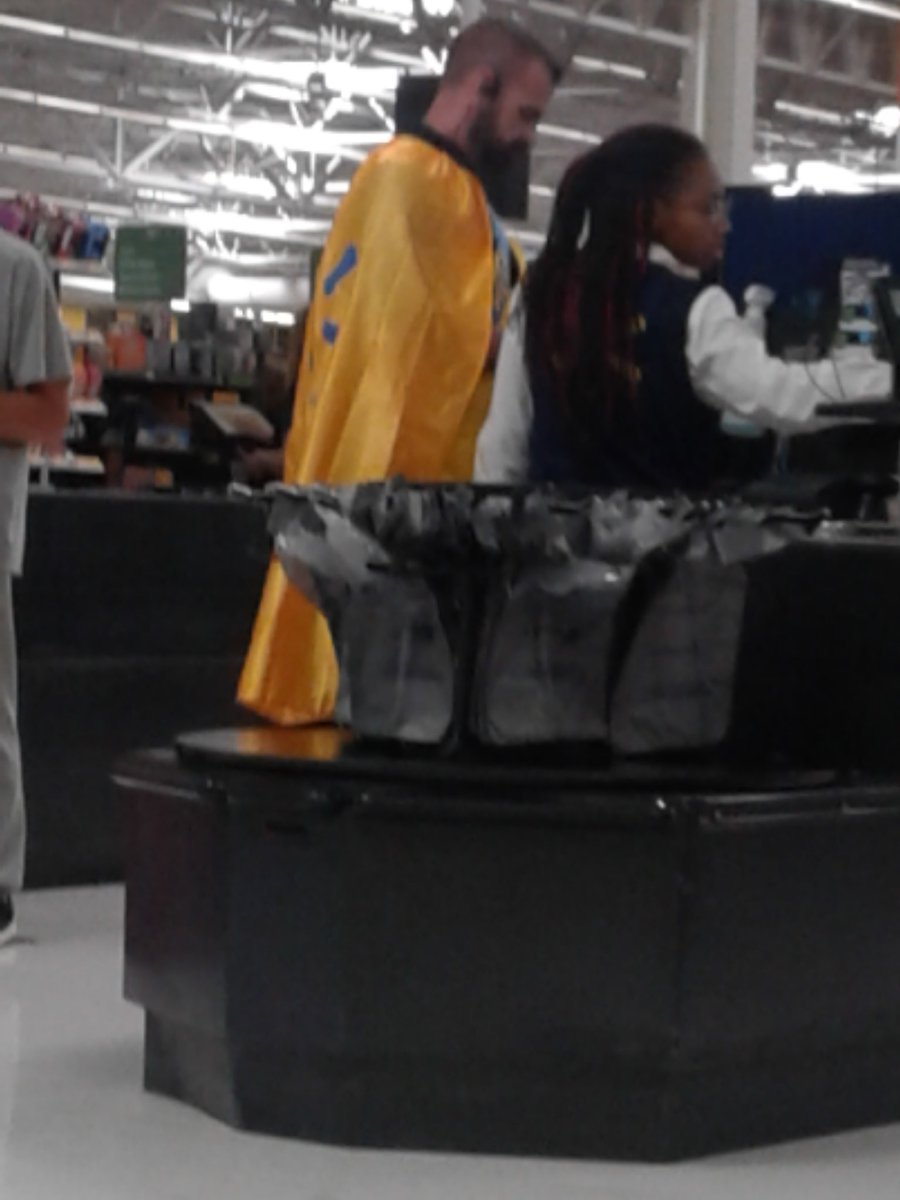 N8wood4d's tweet image. Walmartman! #peopleofwalmart #powm #peopleinthewild #superhero