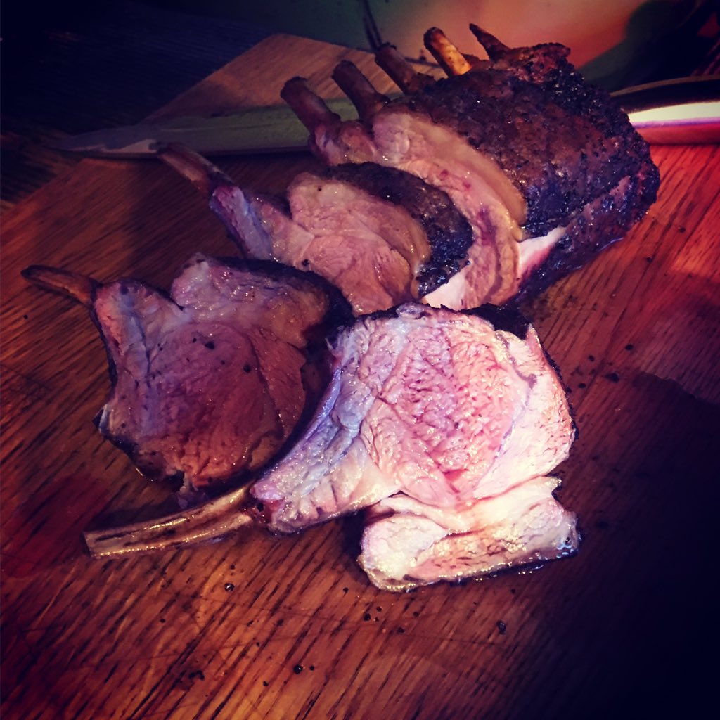 onlyslaggin's tweet photo. Bit of a cook and trial run tonight - @Weberbarbecues #GBSWok in action, #ProSmoke #FuelDome for wings trial! Rack of Lamb & Stirfry Veg https://t.co/ZcsJYZnLk2