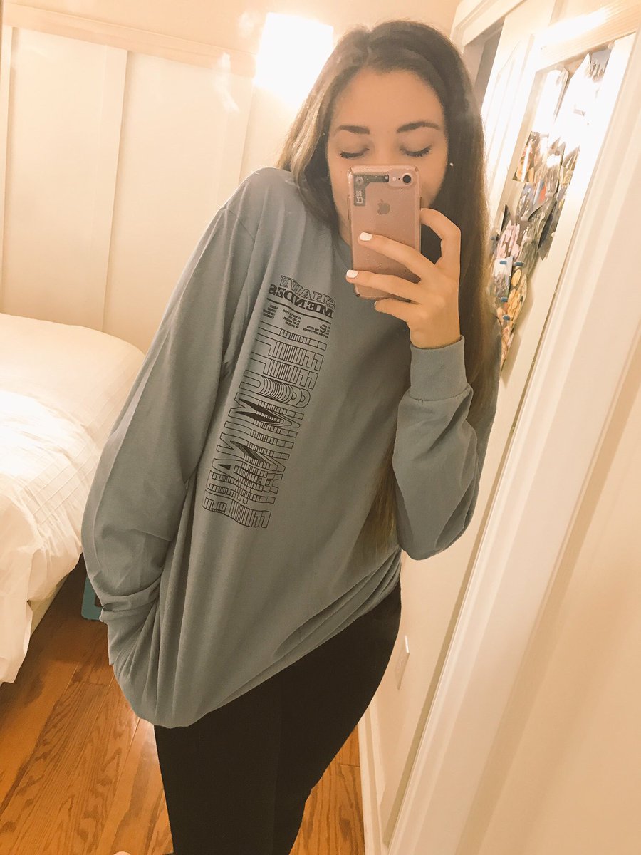 saraAZmendes's tweet photo. ✨ILLUMINATE✨ https://t.co/28lE6HGp9k