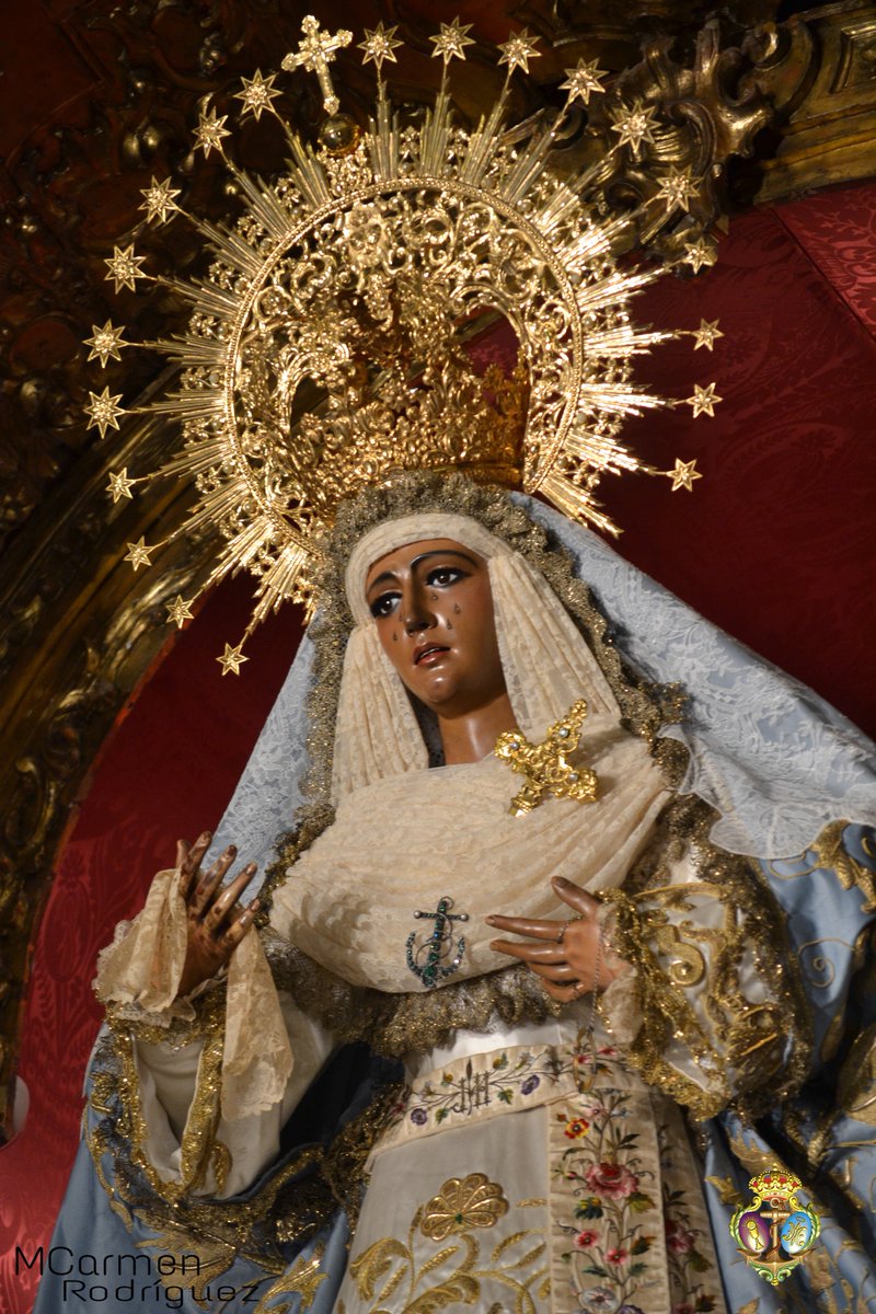 EspDeTriana's tweet photo. Nuestra Señora de la Esperanza en el mes de Agosto #EsperanzaDeTriana https://t.co/ussFEalOAP
