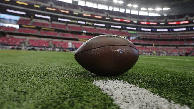 RodrigoChaop3's tweet photo. #BienvenidoAgosto y con el gusto de recibir la pretemporada de la #NFL , #habemusfootball https://t.co/VgTFbbnsXT 🏈 https://t.co/eHWXa90iX3