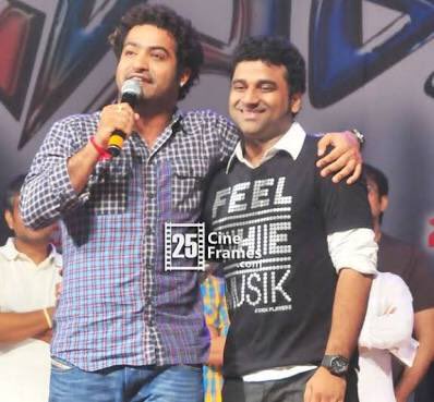NTR_PicZone's tweet photo. #HappyBirthdayDSPfromNTRFans @ThisIsDSP #HappyBirthdayDSP sir best wishes from @tarak9999 fans. 

#NA
#Rakhee
#Adhurs
#OV
#NPT
#JG
#JLK https://t.co/SeHVvgORNj