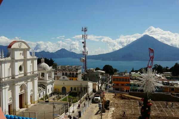 Para seguir con eventos centroamericanos, próximo Congreso Guatemalteco de #SoftwareLibre será en Sololá días 6 y 7 de oct. Info con <a href="/lfac/">Luis Alvarado</a>