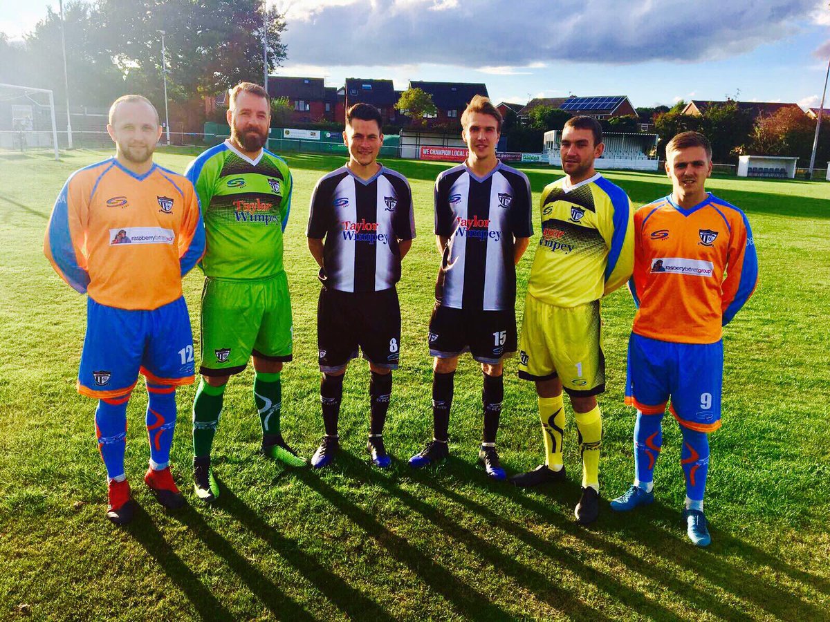 barntonfc's tweet photo. #Home&amp;Away 
Thanks again to @SKkits2 @TaylorWimpey &amp; @RBTelecomLtd #Villagers https://t.co/RYt3EorD8W