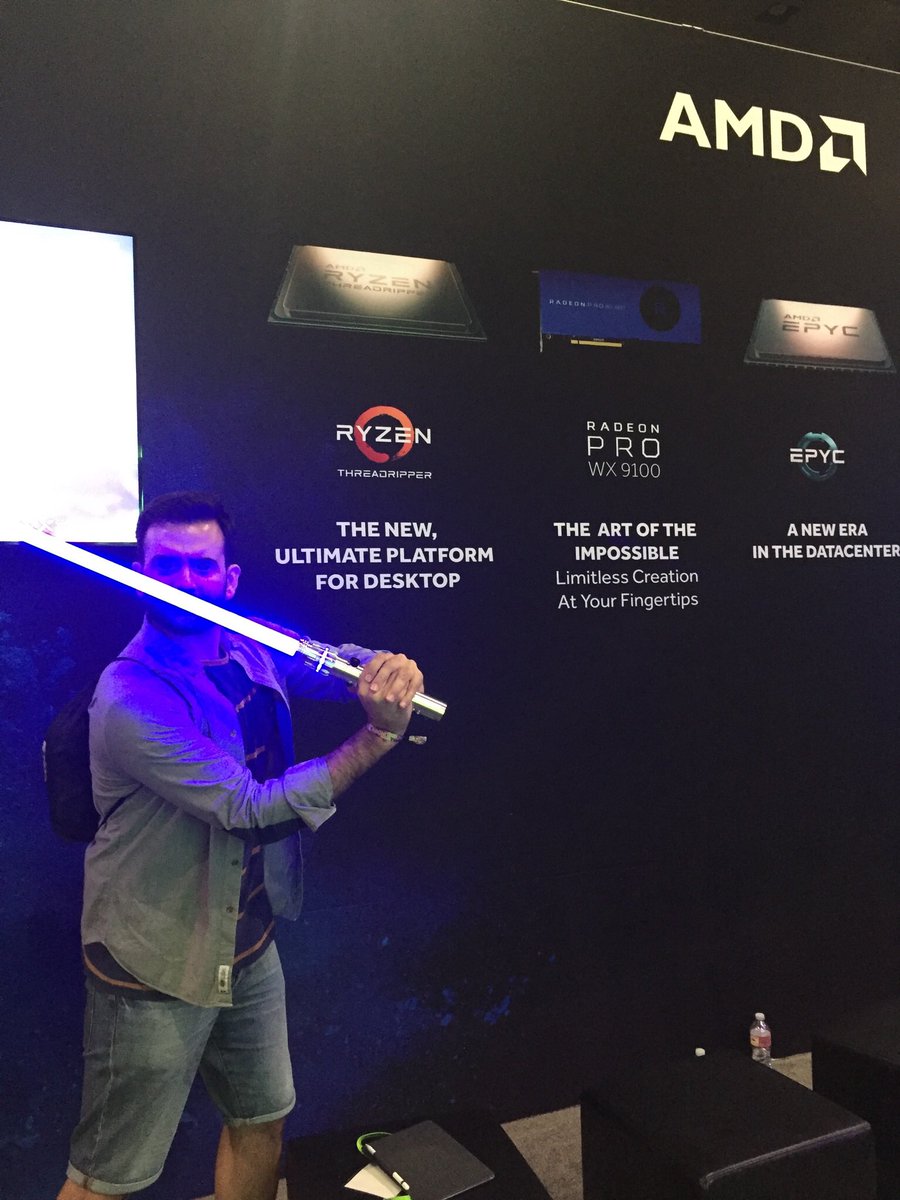 rafamolone's tweet photo. The Force is strong at #SIGGRAPH17 #AMDcontest https://t.co/mfrvOjiwj7