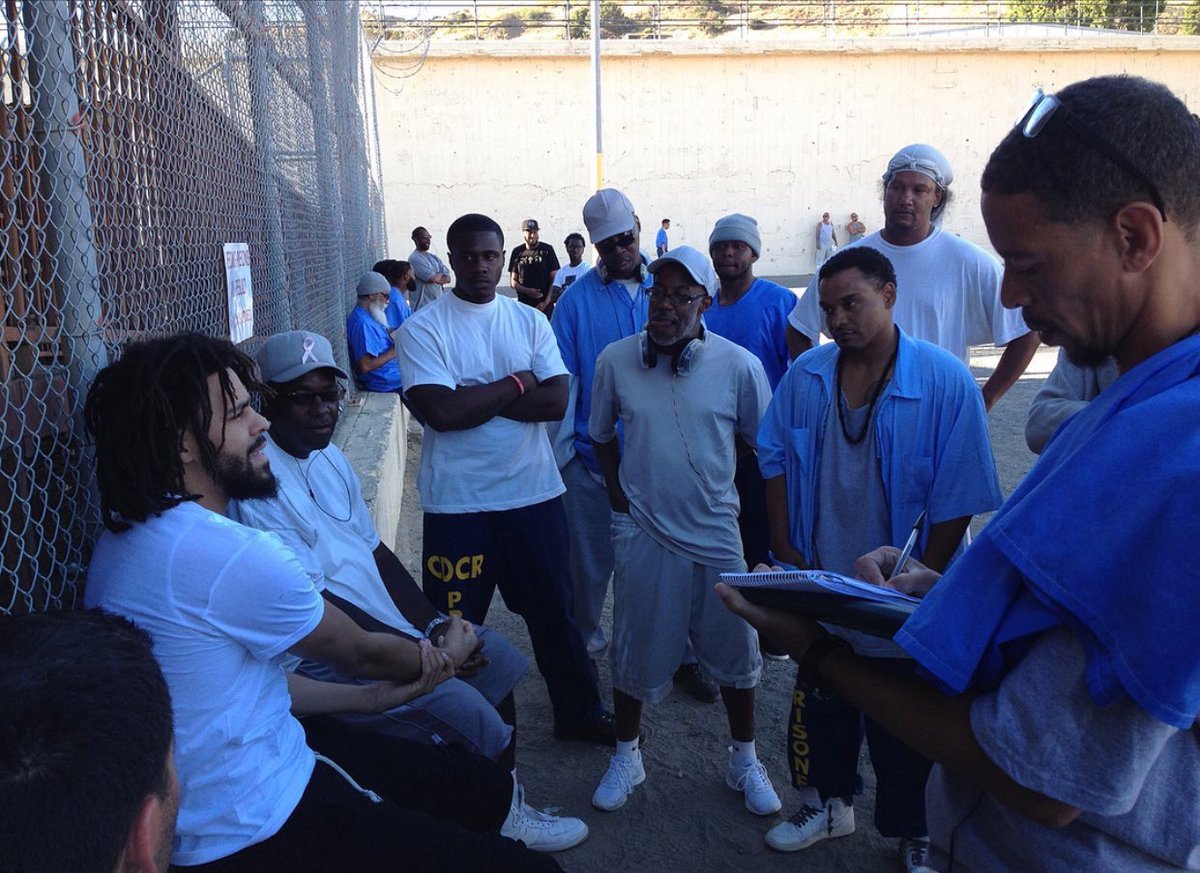 RapDirect_'s tweet photo. J. Cole visited San Quentin State Prison https://t.co/IOkvrqeZF2