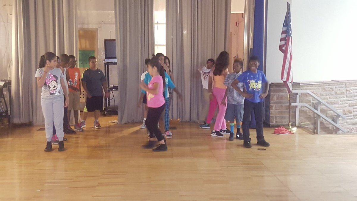 McK_SummerPlus's tweet photo. Hip Hop Clinic time! #NPS #NPSELT  #Newark #NJ #NewJersey #SummerFun  #ELT #keepkidslearning
@ELT_Newark #HipHop #dance https://t.co/NjI7L3Jt0H