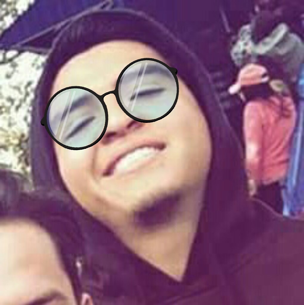 OctavioPonceFdz's tweet photo. #NewProfilePic https://t.co/Sis89o7z9M