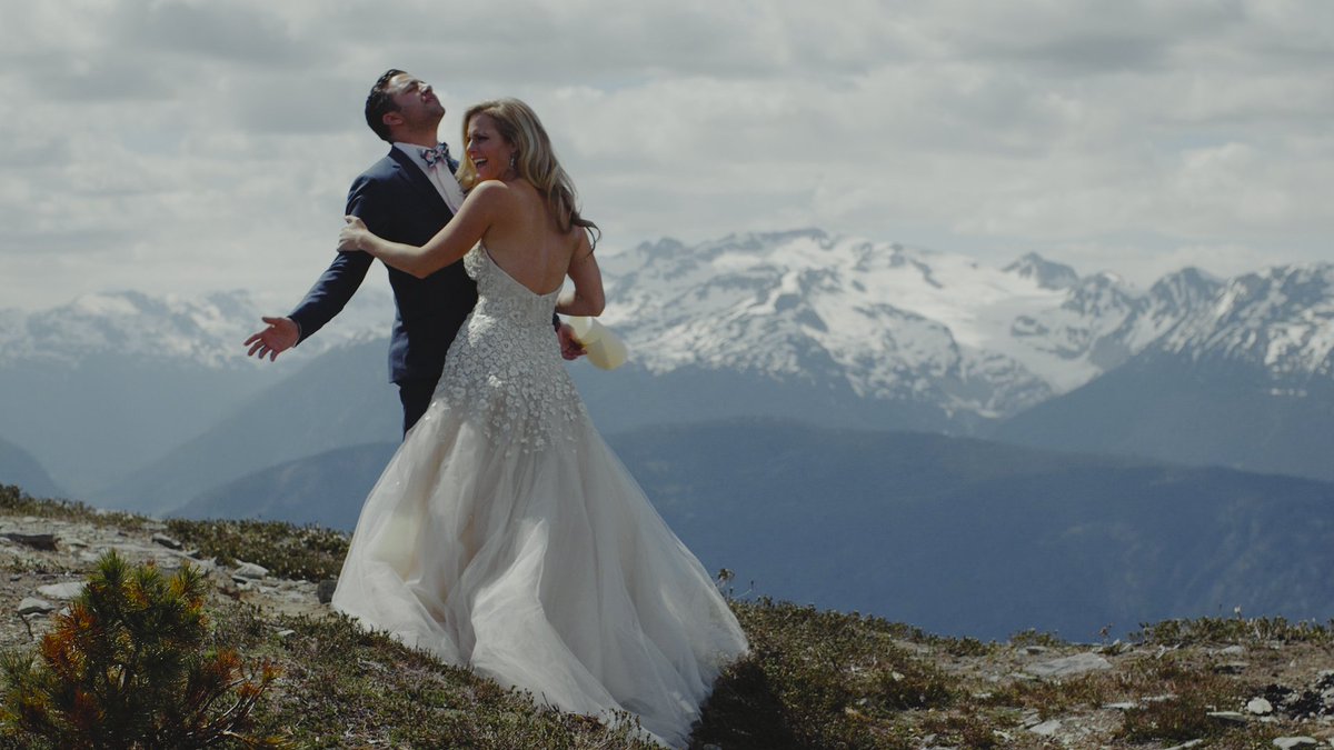 hellotomorrow's tweet image. New film. Mountains, helicopters, and oh so much joy. Check it! - blog.hellotomorrow.ca/blog/2017/8/ka…