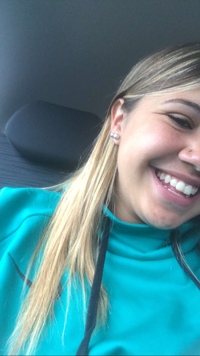 J_Zimmerman55's tweet photo. #NationalGirlfriendDay https://t.co/SdunGhS6xM