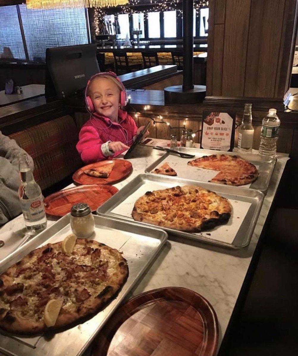 New Haven Pizza tweet media