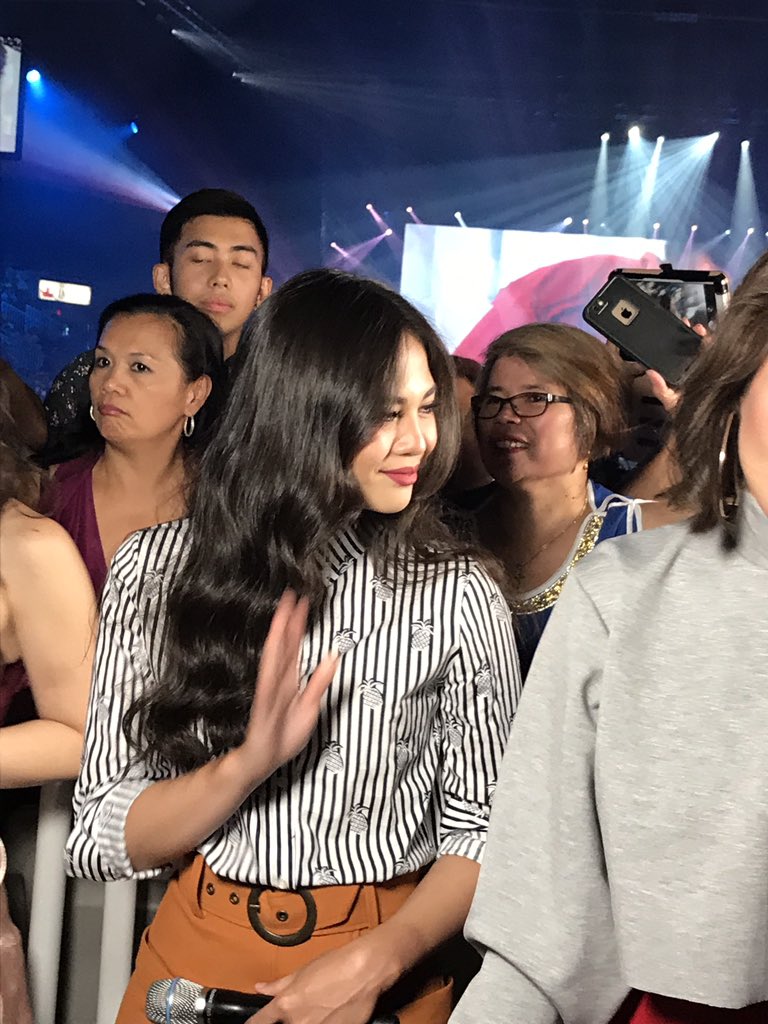pringleskisses's tweet photo. @AlvaSharon @peytoncruze Meron pang mga hanash girl!suplada daw baby girl natin!!!duh!o ayan para sa mga hindi nakawayan!!!! https://t.co/blhNiio4b0
