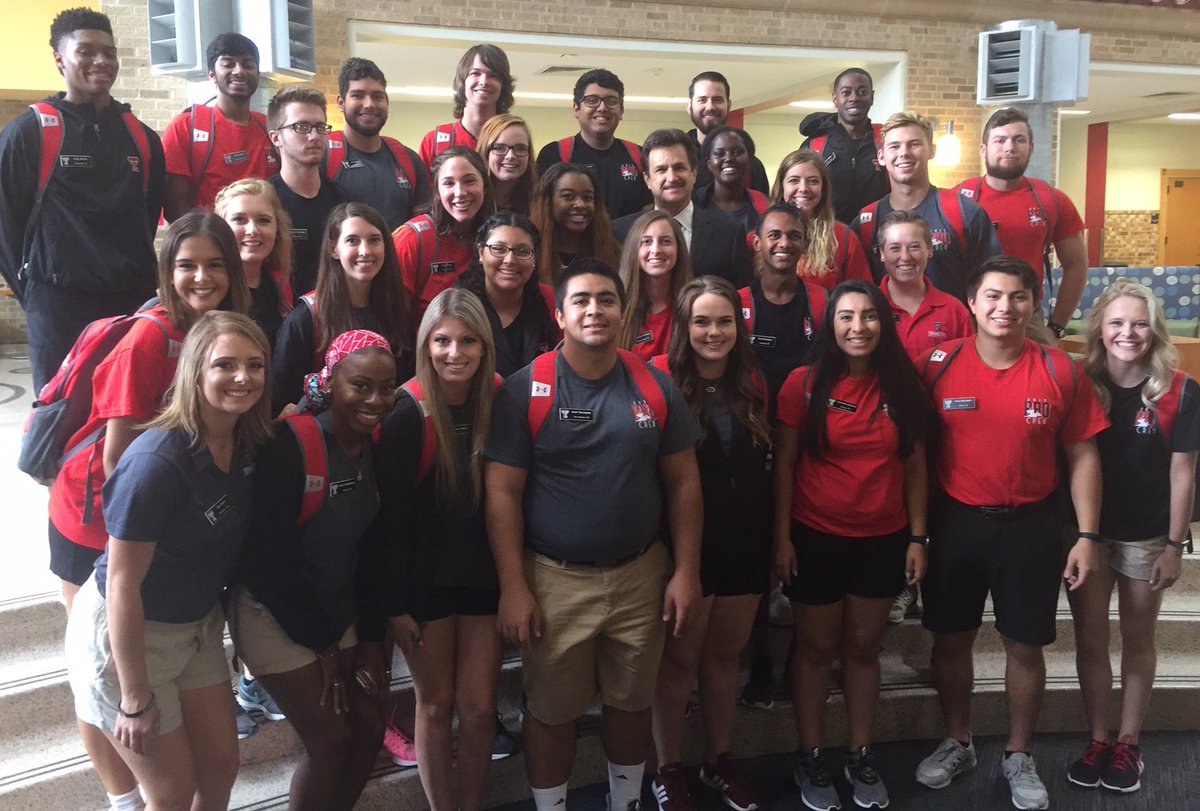 TexasTechPres's tweet photo. Another great cohort of @TexasTech students who represent #TexasTech to new Red Raiders &amp; make #RRO17 a success. Thank you &amp; @TexasTechRRO. https://t.co/Q8zIE4Tvg8
